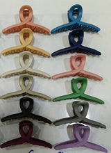 Plastic Hair Claw Clips Strong Clips (1 Pc / Mix Design & Color), Hair accessories